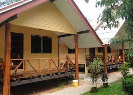 Baan Tai Rom Yen Resort Surat Thani Exterior foto